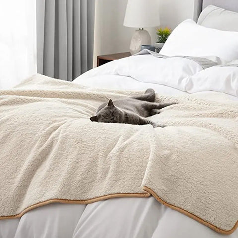 Luxury soft dog cat puppy blankets double ply flannel pet sherpa blankets